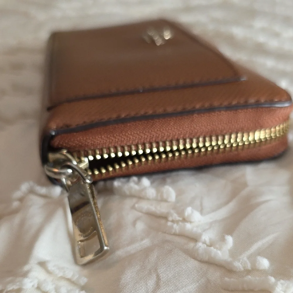 Coach Saddle Brown Leather Accordion Zip Wallet Purse Quiet Luxury Coachcore